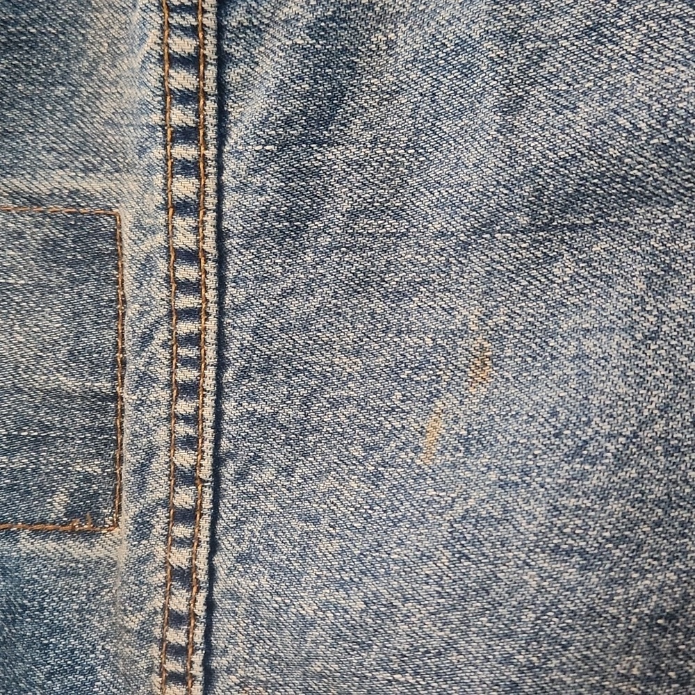 Vintage Levi's 70503 Mens 90's Medium Wash Jean Jacket - Picture 5 of 5